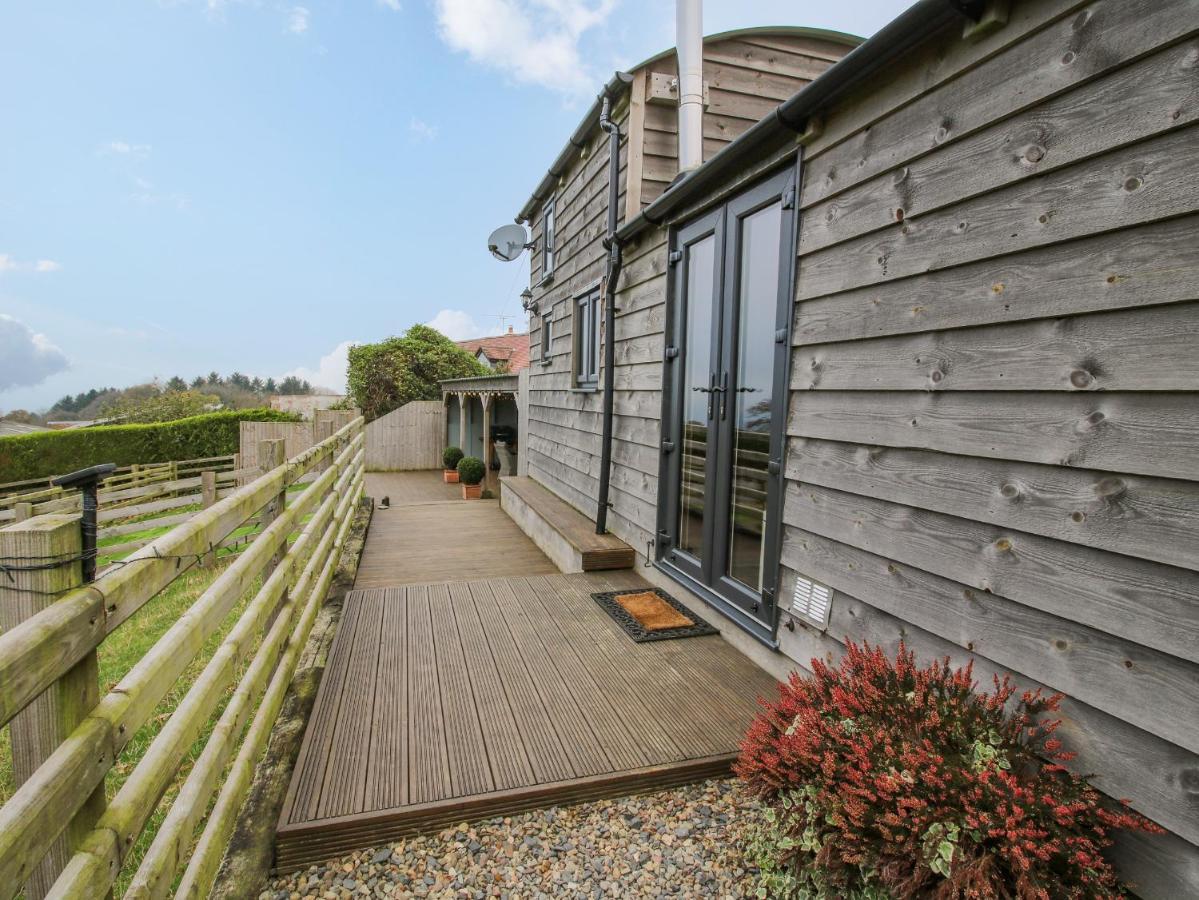 Shepherds Cabin At Titterstone Farden Exterior foto